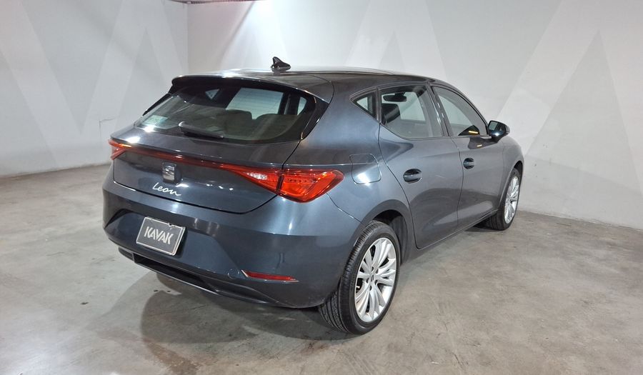 Seat Leon 1.4 STYLE AUTO Hatchback 2021