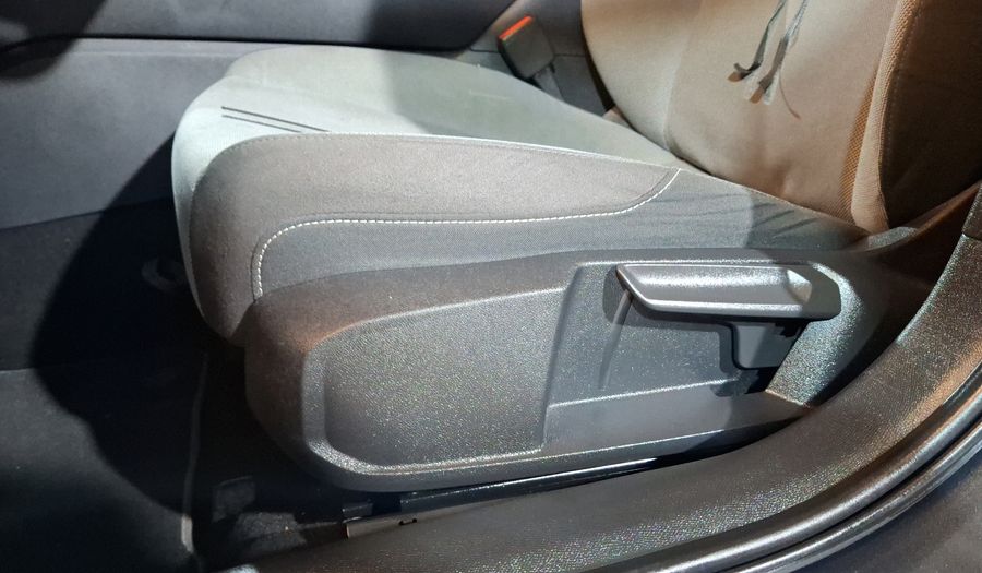Seat Leon 1.4 STYLE AUTO Hatchback 2021