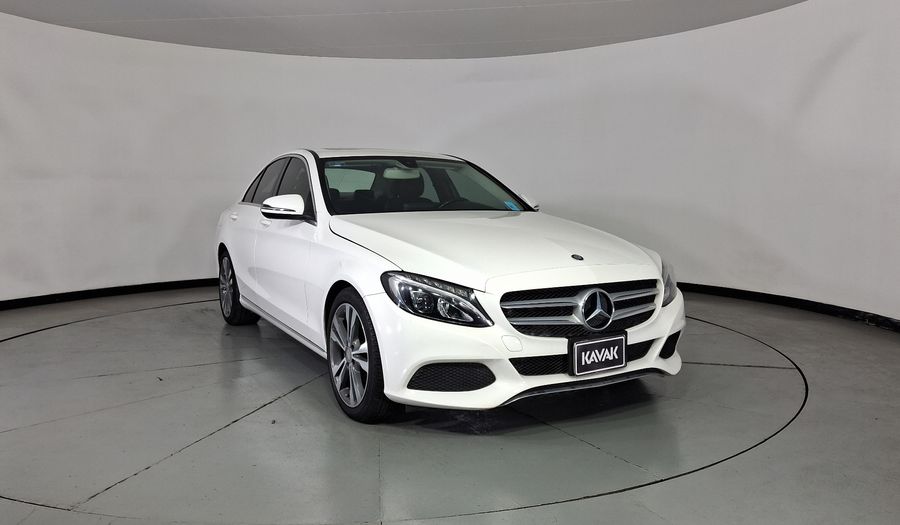 Mercedes Benz Clase C 2.0 200 CGI SPORT AT Sedan 2016