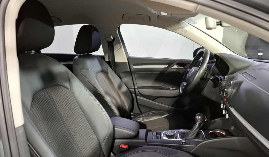Audi A3 1.8 TFSI ATTRACTION S TRONIC Sedan 2016