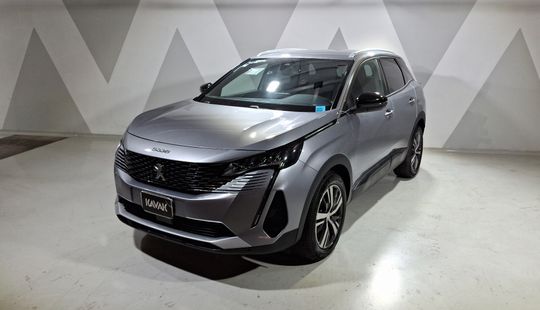 Peugeot • 3008