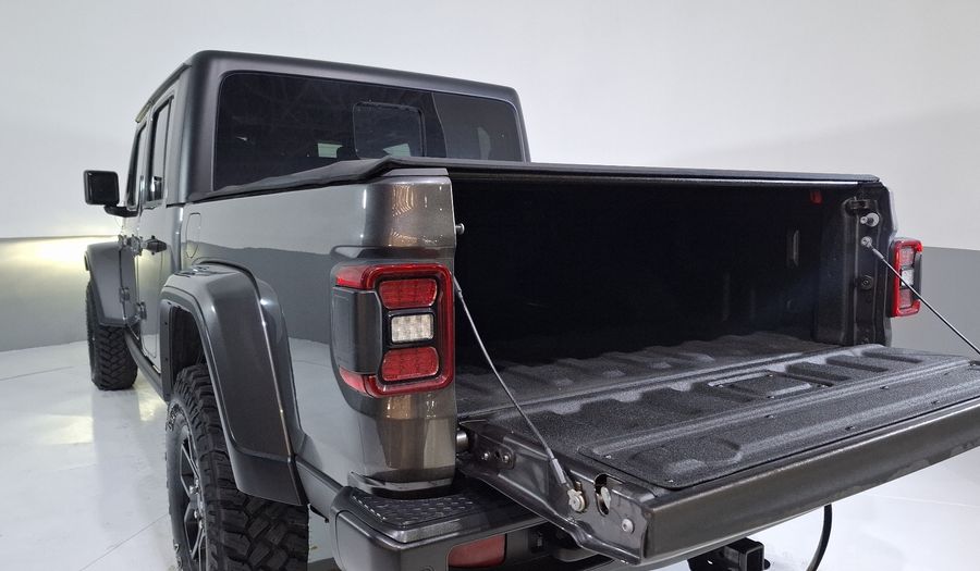 Jeep Gladiator 3.6 WILLYS 4WD AUTO Pickup 2025
