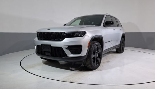 Jeep • Grand Cherokee