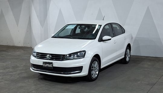 Volkswagen • Vento