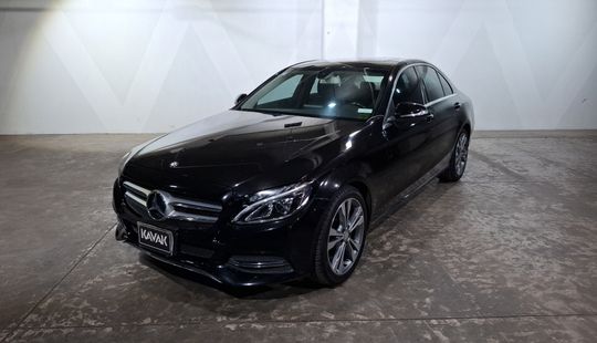 Mercedes Benz • Clase C