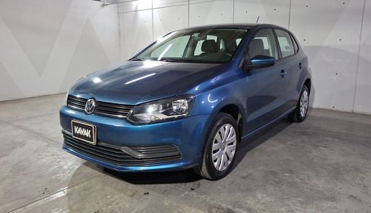 Volkswagen • Polo