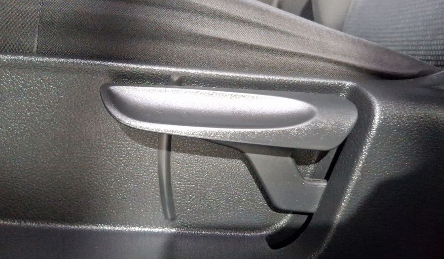 Volkswagen Polo 1.6 STARTLINE AUTO Hatchback 2019