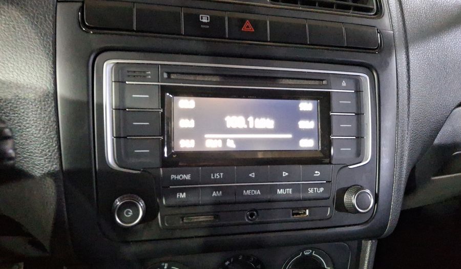 Volkswagen Polo 1.6 STARTLINE AUTO Hatchback 2019