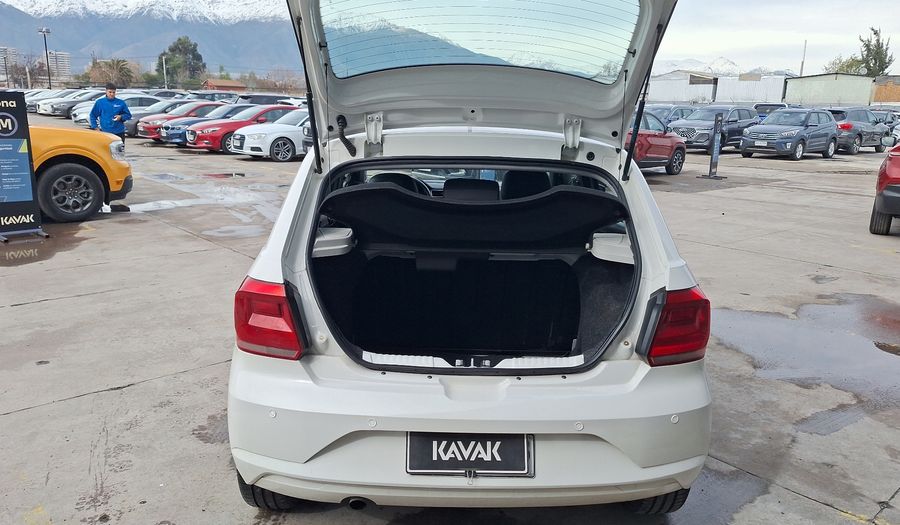 Volkswagen Gol 1.6 TRENDLINE Hatchback 2022