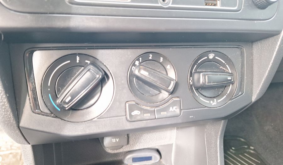 Volkswagen Gol 1.6 TRENDLINE Hatchback 2022