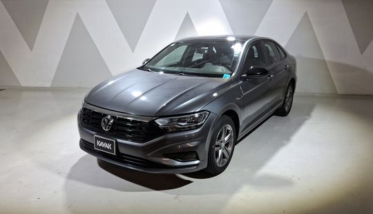 Volkswagen • Jetta
