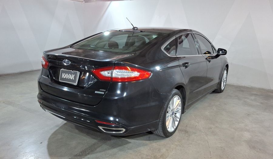 Ford Fusion 2.0 GTDI SE LUXURY AT Sedan 2015