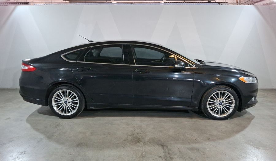 Ford Fusion 2.0 GTDI SE LUXURY AT Sedan 2015