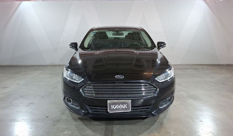 Ford Fusion 2.0 GTDI SE LUXURY AT Sedan 2015