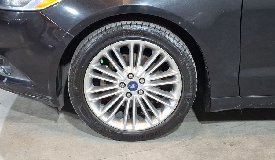 Ford Fusion 2.0 GTDI SE LUXURY AT Sedan 2015