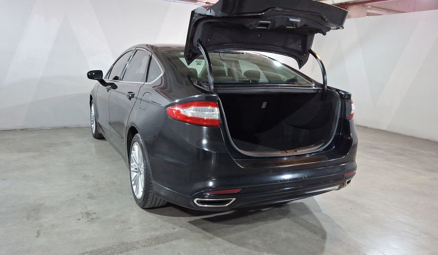 Ford Fusion 2.0 GTDI SE LUXURY AT Sedan 2015
