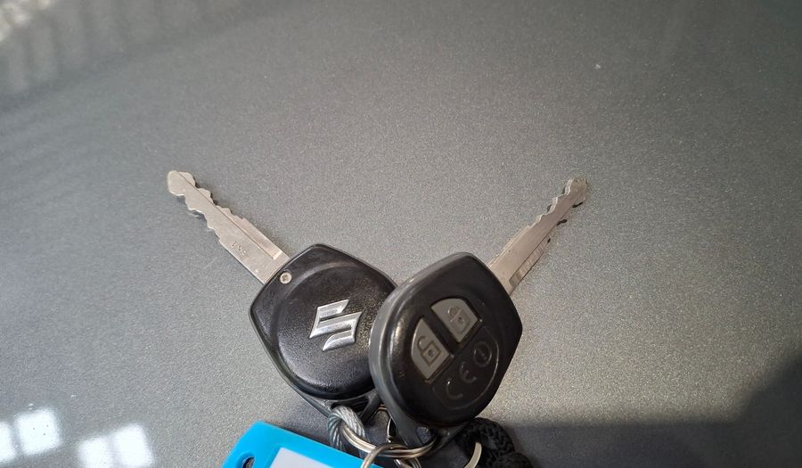 Suzuki Swift 1.2 GLS AUTO Hatchback 2016