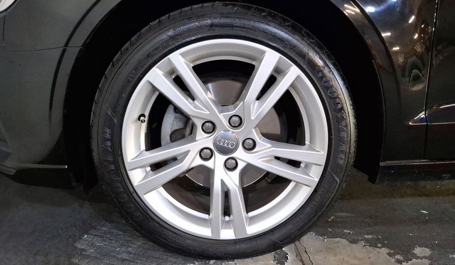 Audi A3 1.4 35 TFSI DYNAMIC DCT Sedan 2020