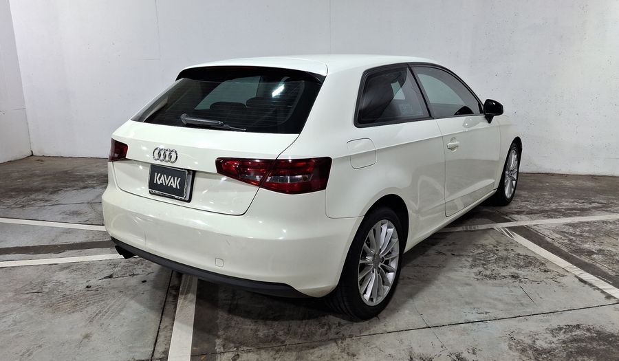Audi A3 1.4 TFSI AMBIENTE S TRONIC Hatchback 2014