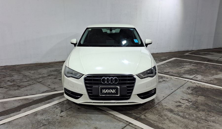 Audi A3 1.4 TFSI AMBIENTE S TRONIC Hatchback 2014