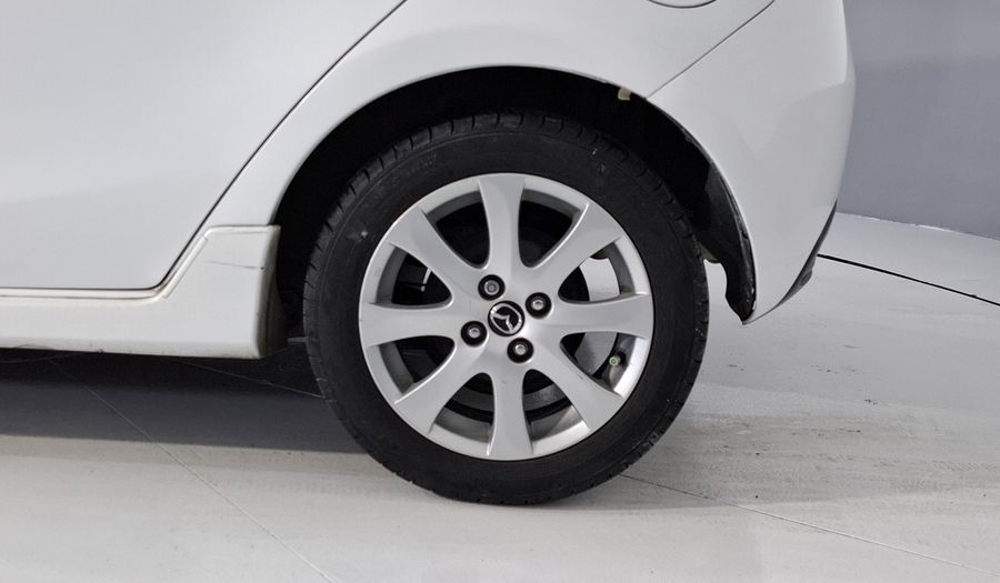 Mazda 2 1.5 TOURING TA Hatchback 2014