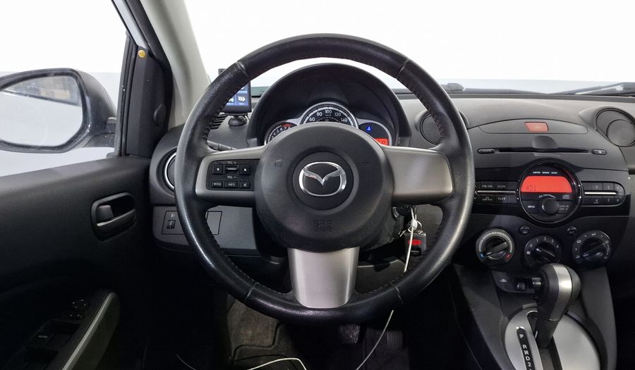 Mazda 2 1.5 TOURING TA Hatchback 2014