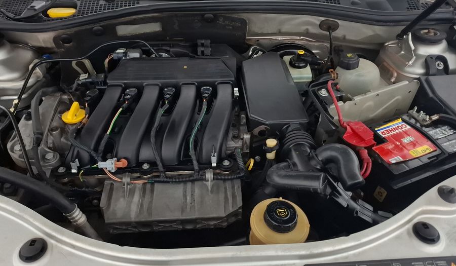 Renault Duster 2.0 DYNAMIQUE MEDIA NAV AT Suv 2015