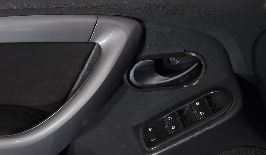 Renault Duster 2.0 DYNAMIQUE MEDIA NAV AT Suv 2015