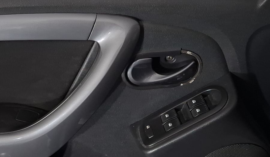 Renault Duster 2.0 DYNAMIQUE MEDIA NAV AT Suv 2015