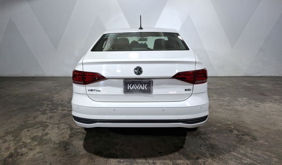 Volkswagen Virtus 1.6 COMFORTLINE AUTO Sedan 2022