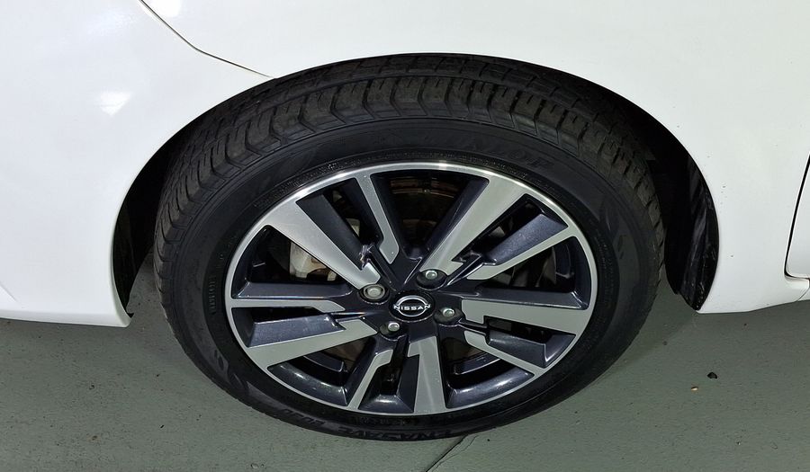 Nissan March 1.6 EXCLUSIVE AUTO Hatchback 2022