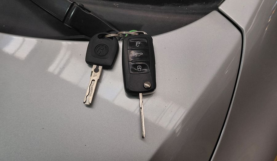 Volkswagen Fox 1.6 COMFORTLINE Hatchback 2013
