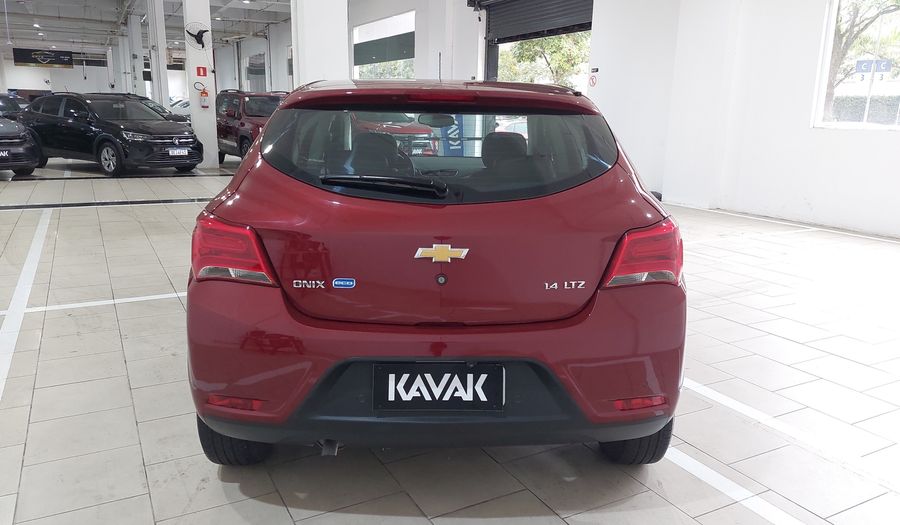 Chevrolet Onix 1.4 SPE/4 ECO LTZ Hatchback 2018