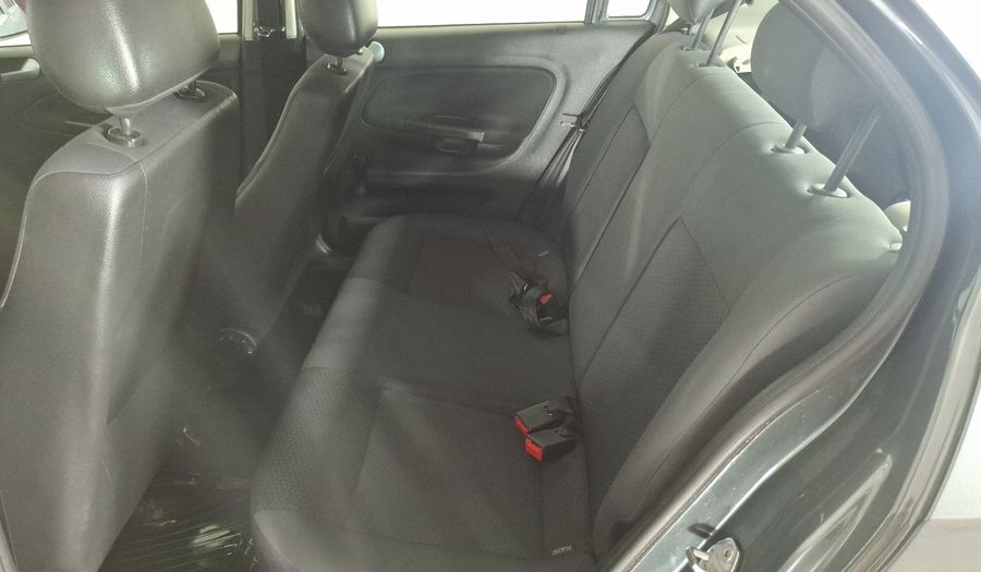Volkswagen Gol 1.6 POWER AC Hatchback 2018