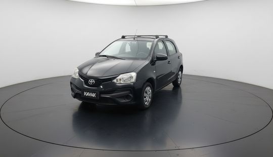 Toyota • Etios
