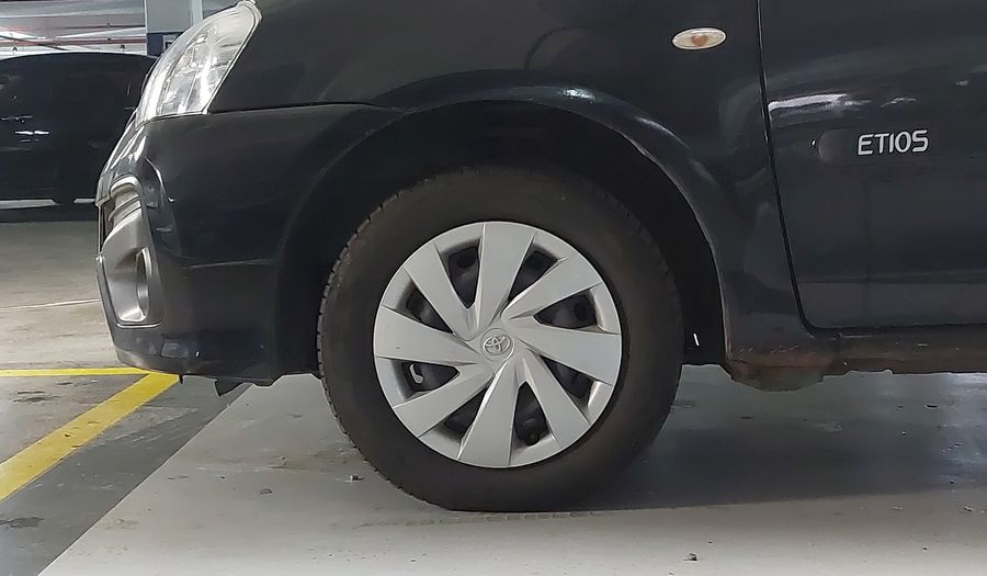 Toyota Etios 1.5 XS Hatchback 2018
