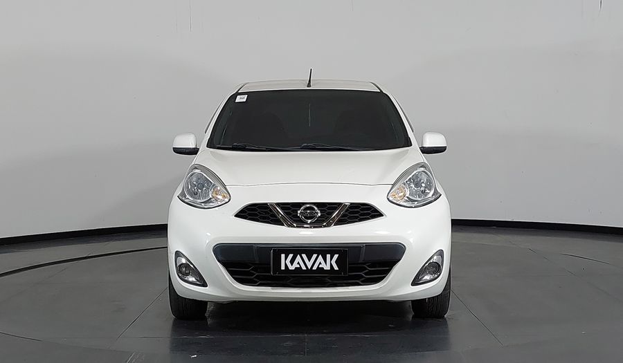 Nissan March 1.6 SV CVT Hatchback 2018