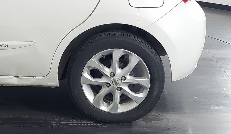Nissan March 1.6 SV CVT Hatchback 2018