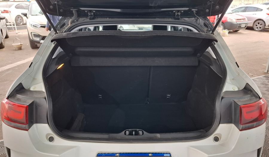 Citroen C4 Cactus 1.6 THP 165 SHINE AUTO Hatchback 2024