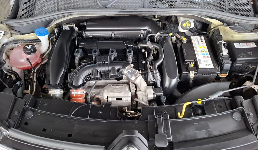 Citroen C4 Cactus 1.6 THP 165 SHINE AUTO Hatchback 2024