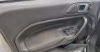 Ford Fiesta Kinetic Design 1.6 SE PLUS Sedan 2013