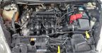 Ford Fiesta Kinetic Design 1.6 SE PLUS Sedan 2013
