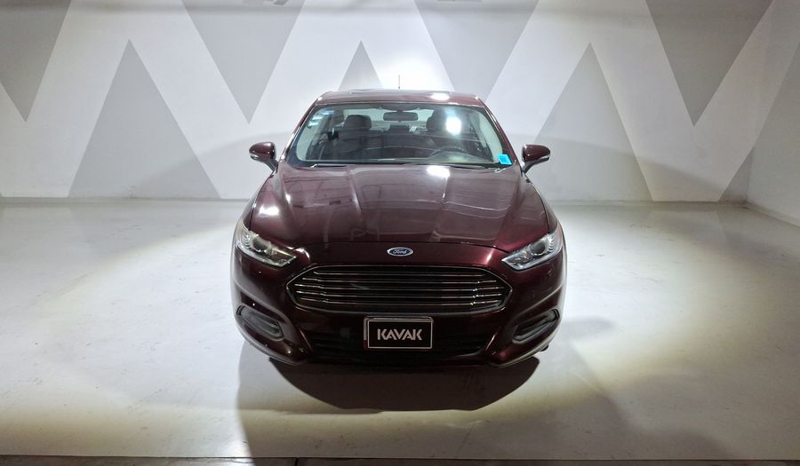Ford Fusion 2.5 SE I4 NAV MR AT Sedan 2013