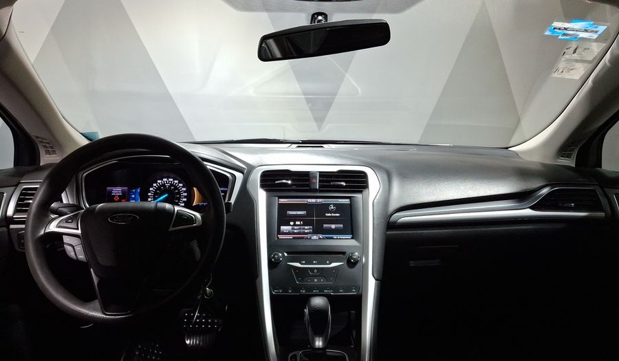 Ford Fusion 2.5 SE I4 NAV MR AT Sedan 2013