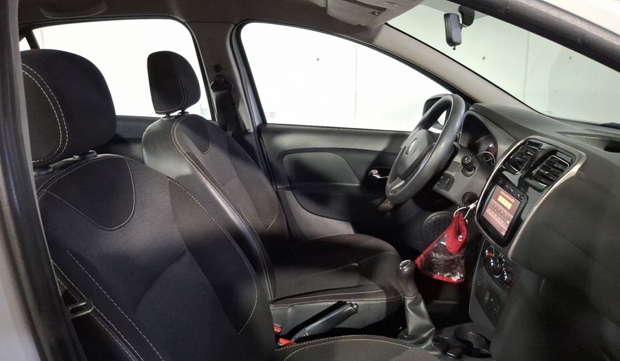 Renault Logan 1.6 INTENS MT Sedan 2018