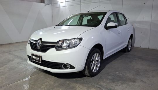 Renault • Logan