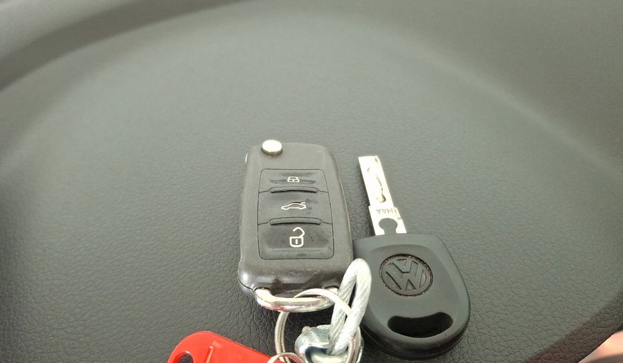 Volkswagen Gol 1.6 COMFORTLINE Hatchback 2017