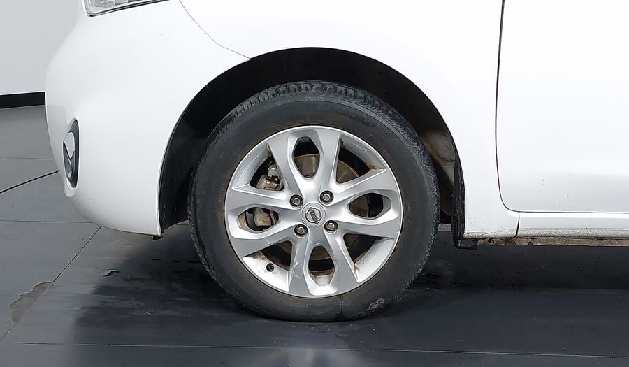 Nissan March 1.6 SV Hatchback 2016