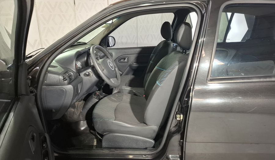 Renault Clio 1.1 CONFORT PACK Hatchback 2016