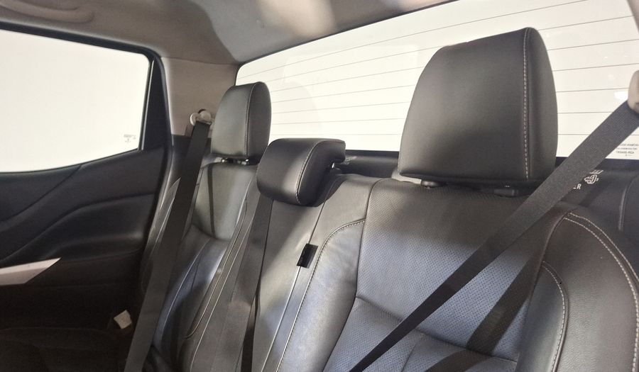 Nissan Np300 2.5 PLATINUM LE AC Pickup 2020